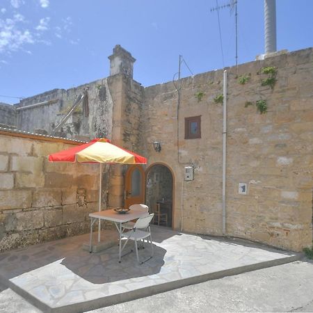Stone House Apartment Malona Village Екстериор снимка