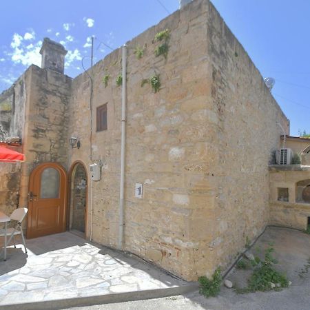 Stone House Apartment Malona Village Екстериор снимка
