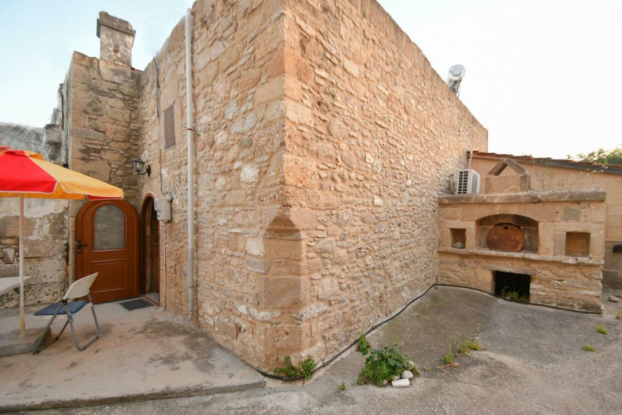 Stone House Apartment Malona Village Екстериор снимка